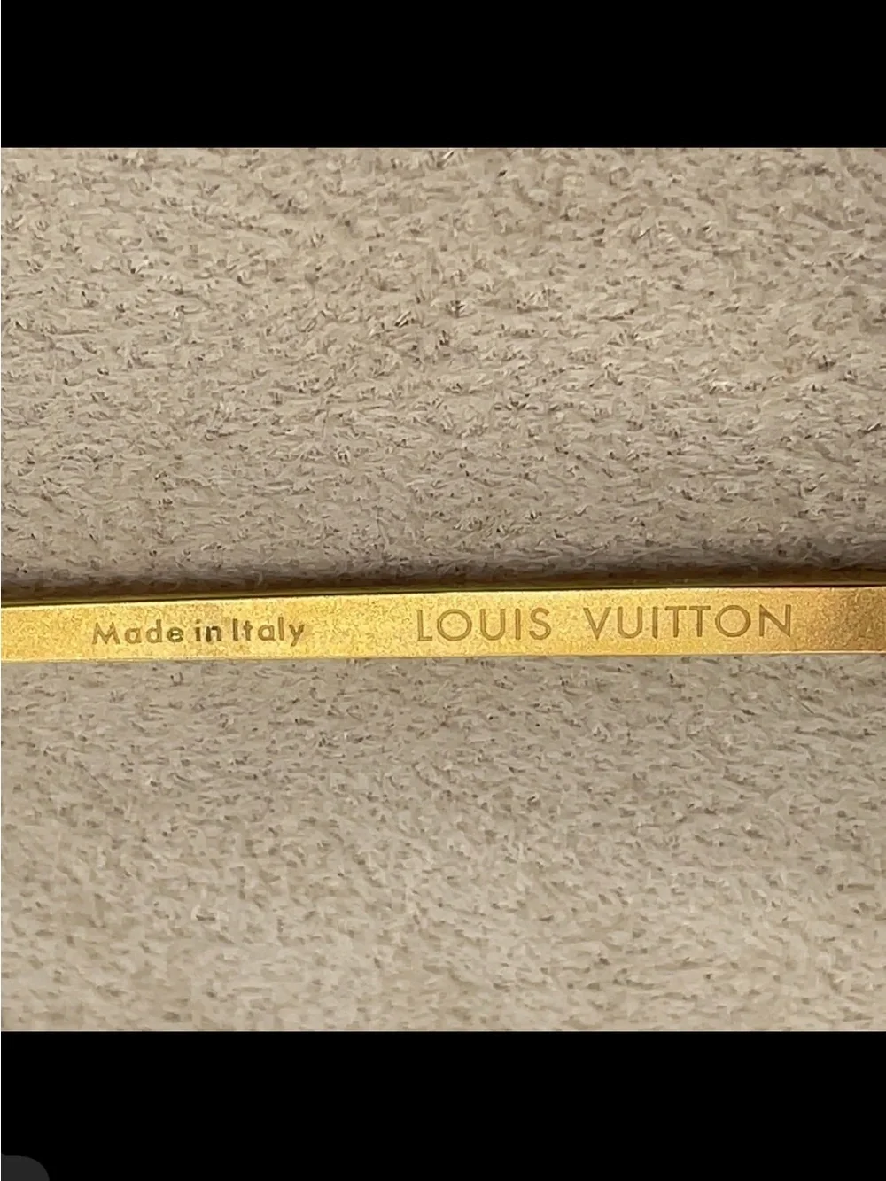 Louis Vuitton Sunglasses - Picture 12 of 12